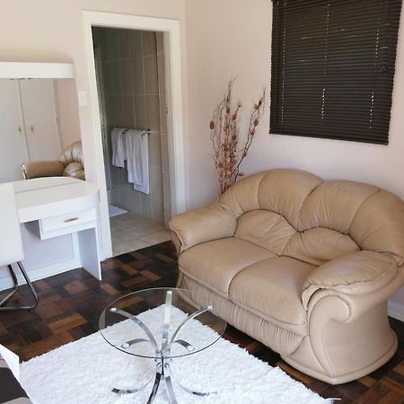 Easy Inn Guesthouse Welkom Eksteriør bilde
